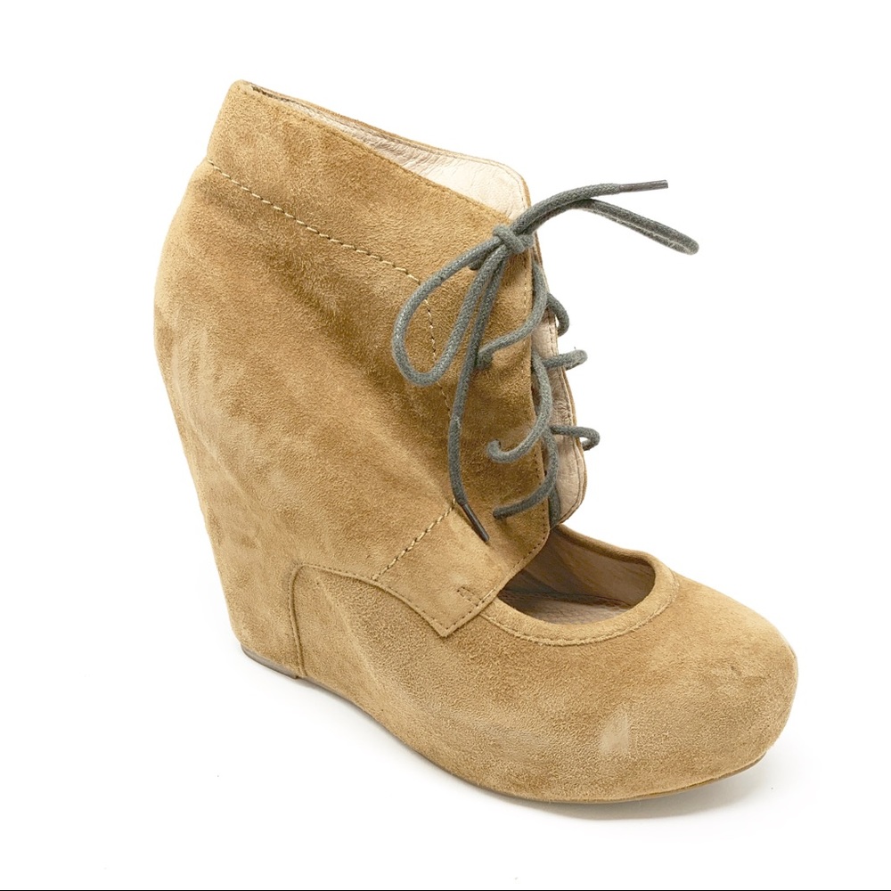 MATIKO ‘KLEAH’ CUTOUT SUEDE WEDGE BOOTIES